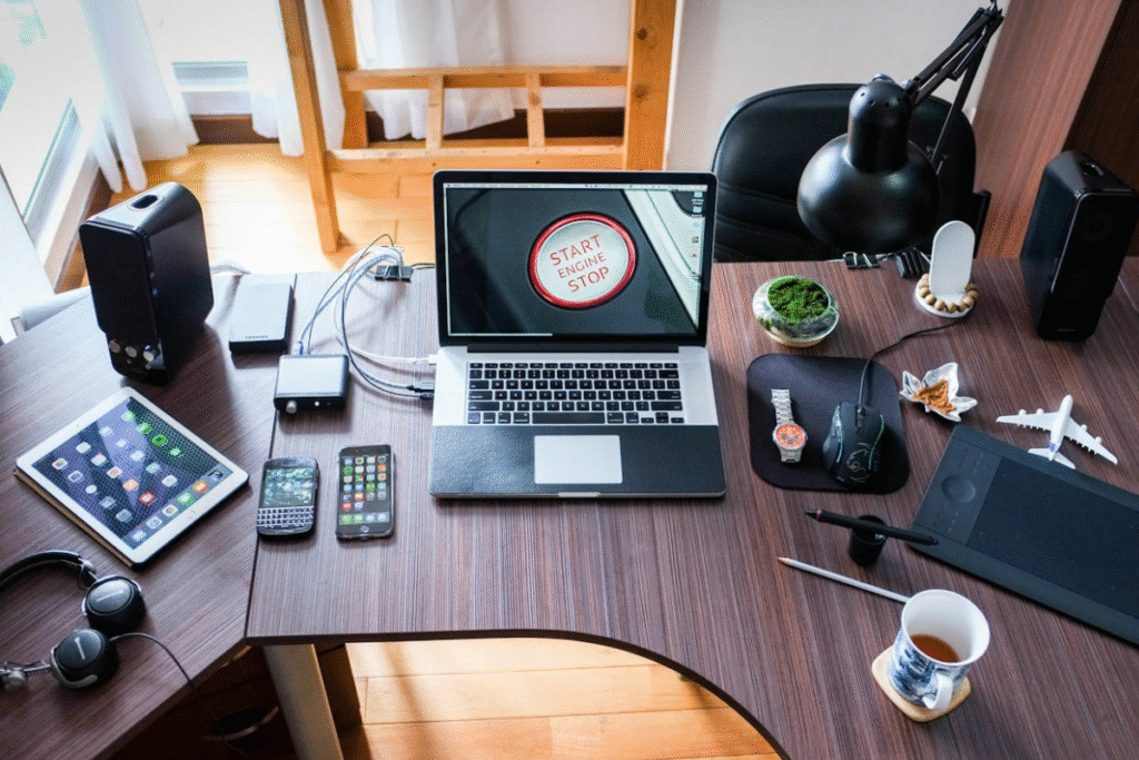 Shop Gadgets & Tech at XanaTrend